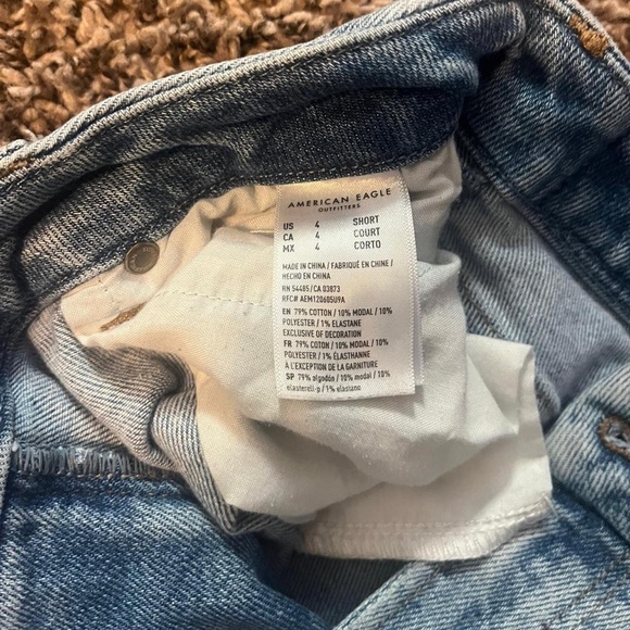 American Eagle Outfitters Light Blue Jeans - Picture 2 of 2